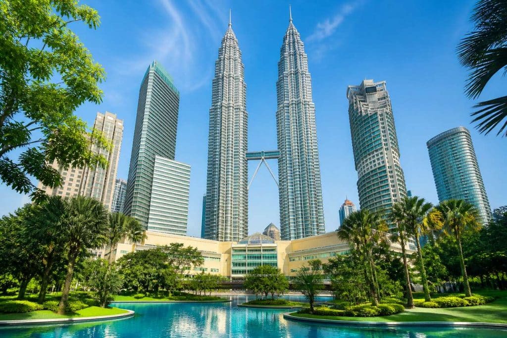 Transports à Kuala Lumpur : guide pratique pour se déplacer en Malaisie