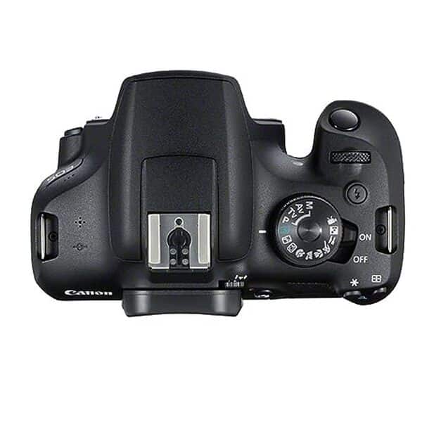 Test détaillé du Canon EOS 2000D avec objectif stabilisé et batterie supplémentaire. Découvrez les performances, la qualité photo et les avantages de ce kit complet pour photographes débutants et amateurs.