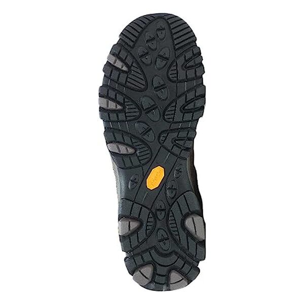 Découvrez notre test complet des chaussures de randonnée Merrell Moab 3 Mid GTX homme en taille 44. Performances, confort et durabilité analysés en détail.