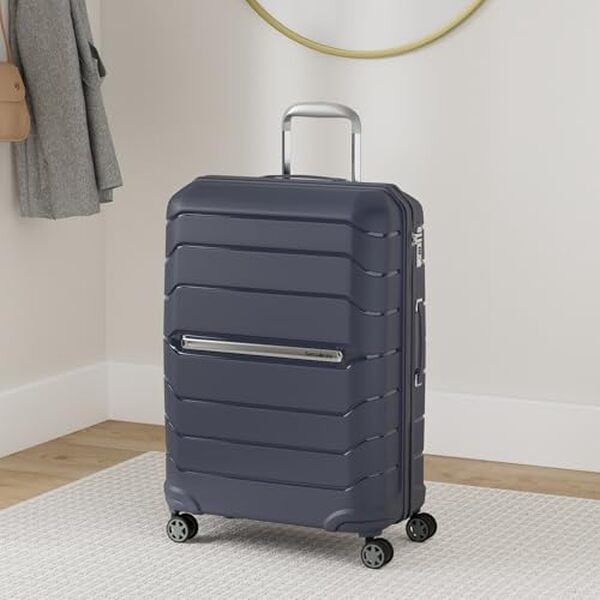 Découvrez notre test détaillé de la valise Samsonite Flux 75 cm 111 L : caractéristiques, avantages et inconvénients pour bien choisir votre bagage.