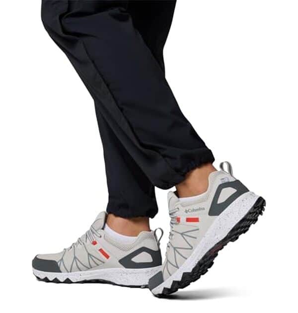 Découvrez notre test détaillé des chaussures Columbia Peakfreak II Outdry pour homme : performance, confort et étanchéité en montagne. 